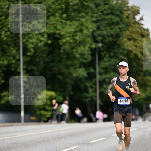 29.06.2025 - hella hamburg halbmarathon Dr. Thomas Lammeyer http://msf.ph/oto/8152091 29.06.2025 09:41:13 Kennedybrücke 4116, 11409 meine-sportfotos.de