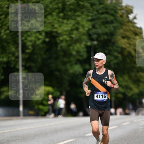 29.06.2025 - hella hamburg halbmarathon Dr. Thomas Lammeyer http://msf.ph/oto/8152116 29.06.2025 09:41:14 Kennedybrücke 4116, 11409 meine-sportfotos.de