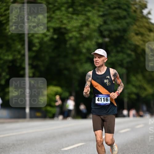 29.06.2025 - hella hamburg halbmarathon Dr. Thomas Lammeyer http://msf.ph/oto/8152127 29.06.2025 09:41:14 Kennedybrücke 4116, 11409 meine-sportfotos.de