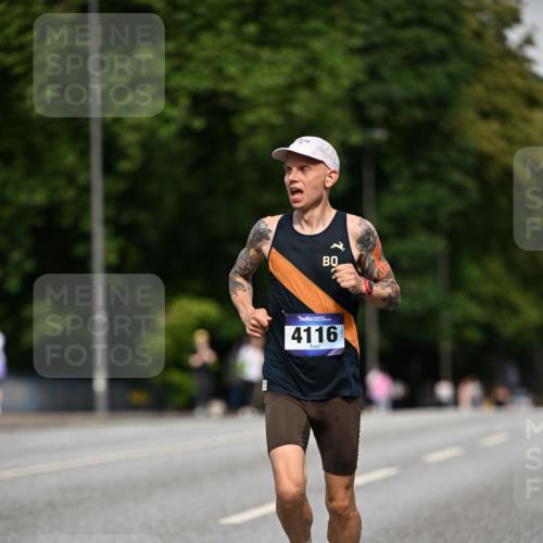 29.06.2025 - hella hamburg halbmarathon Dr. Thomas Lammeyer http://msf.ph/oto/8152143 29.06.2025 09:41:15 Kennedybrücke 4116, 11409 meine-sportfotos.de
