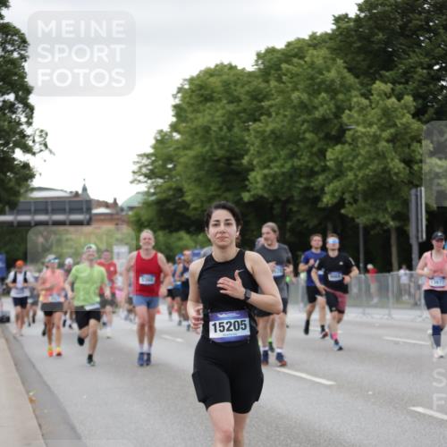 29.06.2025 - hella hamburg halbmarathon Jannik Wohlers http://msf.ph/oto/8152168 29.06.2025 10:52:04 Lombardsbrücke 1826, 2420, 2528, 2983, 3140, 3645, 4815, 5360, 6386, 6671, 7511, 7690, 7735, 7812, 9068, 9070, 9103, 9368, 9731, 10080, 10296, 10392, 10634, 10884, 10928, 11084, 11297, 11736, 11899, 11974, 12247, 12546, 12558, 13094, 13207, 13208, 13305, 13677, 14424, 14893, 15205, 15906, 16262, 16492, 16752, 16973, 17002, 17359, 18115, 18633, 18668, 18751, 18756, 18817 meine-sportfotos.de