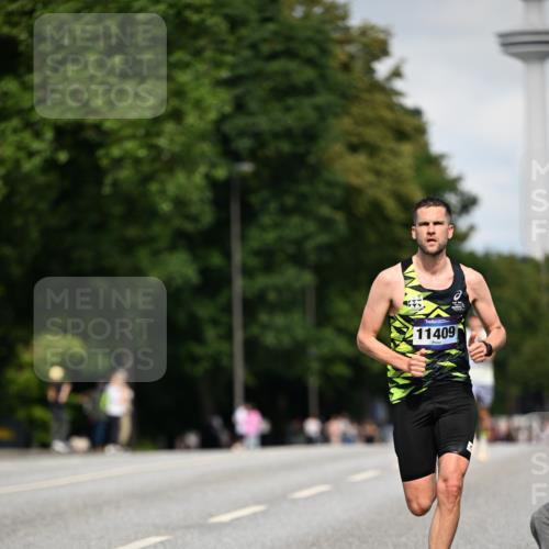 29.06.2025 - hella hamburg halbmarathon Dr. Thomas Lammeyer http://msf.ph/oto/8152186 29.06.2025 09:41:19 Kennedybrücke 4116, 11409 meine-sportfotos.de
