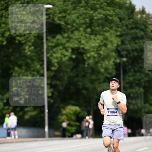 29.06.2025 - hella hamburg halbmarathon Dr. Thomas Lammeyer http://msf.ph/oto/8152313 29.06.2025 09:41:25 Kennedybrücke 4116, 11409 meine-sportfotos.de