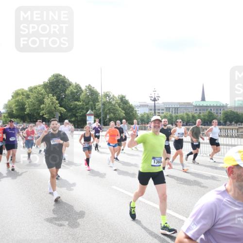 29.06.2025 - hella hamburg halbmarathon Jannik Wohlers http://msf.ph/oto/8152330 29.06.2025 10:42:01 Lombardsbrücke 1150, 1360, 1624, 1929, 1957, 1994, 2069, 2134, 2538, 2580, 3605, 3874, 4353, 4778, 4891, 4892, 5403, 5419, 5810, 6828, 6917, 7040, 7260, 7557, 7666, 8459, 8525, 8526, 8712, 8816, 9370, 9980, 10532, 10734, 10842, 10872, 10899, 11074, 11075, 11463, 11464, 11468, 11550, 11677, 12403, 12684, 12854, 12903, 12904, 13250, 13406, 13456, 13952, 13953, 14042, 14084, 14108, 14328, 14405, 14426, 14468, 14585, 14636, 14769, 15004, 15155, 15912, 15977, 16215, 16352 meine-sportfotos.de