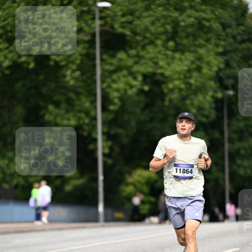 29.06.2025 - hella hamburg halbmarathon Dr. Thomas Lammeyer http://msf.ph/oto/8152356 29.06.2025 09:41:26 Kennedybrücke 4116, 11409 meine-sportfotos.de