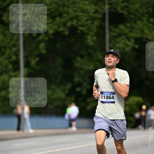 29.06.2025 - hella hamburg halbmarathon Dr. Thomas Lammeyer http://msf.ph/oto/8152411 29.06.2025 09:41:27 Kennedybrücke 4116, 11409 meine-sportfotos.de