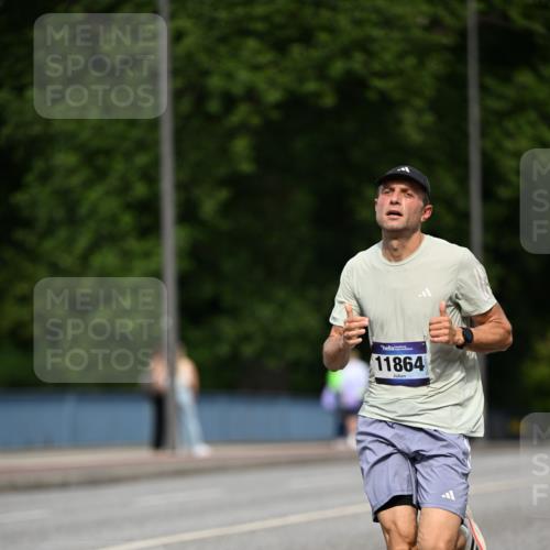 29.06.2025 - hella hamburg halbmarathon Dr. Thomas Lammeyer http://msf.ph/oto/8152426 29.06.2025 09:41:27 Kennedybrücke 4116, 11409 meine-sportfotos.de