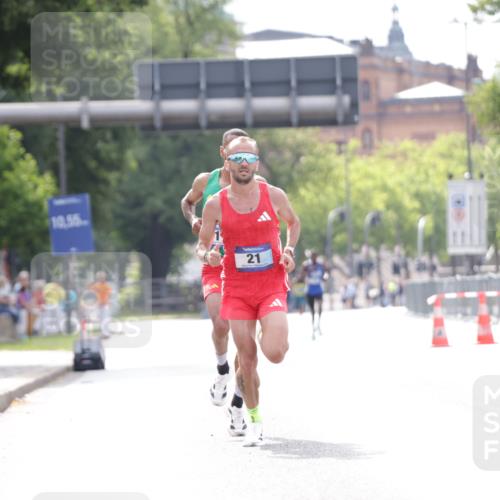 29.06.2025 - hella hamburg halbmarathon Jannik Wohlers http://msf.ph/oto/8152439 29.06.2025 09:31:53 Lombardsbrücke 17, 21 meine-sportfotos.de