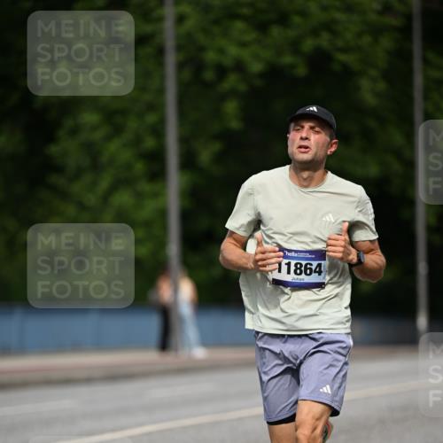29.06.2025 - hella hamburg halbmarathon Dr. Thomas Lammeyer http://msf.ph/oto/8152446 29.06.2025 09:41:27 Kennedybrücke 4116, 11409 meine-sportfotos.de