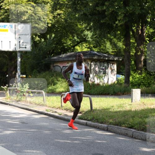 29.06.2025 - hella hamburg halbmarathon Yannick Fuchs http://msf.ph/oto/8152473 29.06.2025 09:57:47 20KM 1, 5 meine-sportfotos.de