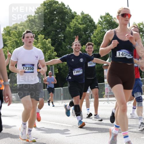 29.06.2025 - hella hamburg halbmarathon Jannik Wohlers http://msf.ph/oto/8152478 29.06.2025 10:15:20 Lombardsbrücke 1440, 2110, 2989, 3167, 3417, 4007, 4466, 4492, 4494, 5069, 6376, 6576, 7941, 7942, 9192, 9657, 10108, 10608, 10775, 12469, 13179, 13818, 13951, 14413, 14423, 14550, 14552, 14559, 14630, 15307, 15570, 15710, 15988, 16041, 16348, 16606, 16923, 16938, 17350, 18150, 18957 meine-sportfotos.de