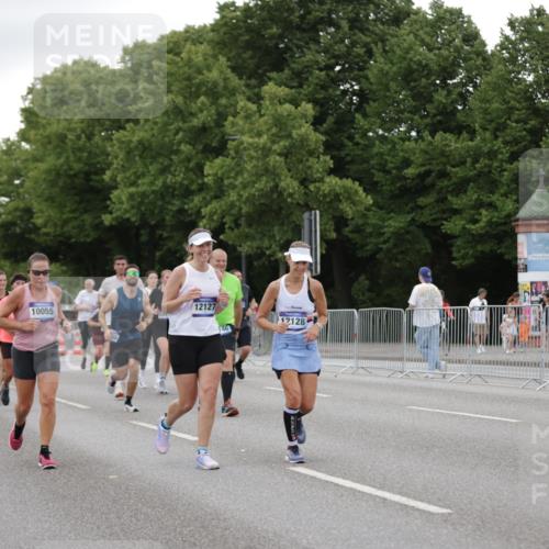 29.06.2025 - hella hamburg halbmarathon Jannik Wohlers http://msf.ph/oto/8152487 29.06.2025 10:52:29 Lombardsbrücke 1369, 2146, 2701, 2988, 3227, 3787, 4729, 6135, 7032, 7737, 8641, 9545, 10055, 10417, 10568, 10600, 10879, 10981, 11520, 11524, 11919, 12127, 12128, 12994, 14009, 14643, 14765, 14807, 14827, 14977, 14979, 15438, 15439, 15867, 16053, 16056, 16156, 16794, 16961, 18106, 18205, 18997 meine-sportfotos.de