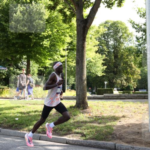 29.06.2025 - hella hamburg halbmarathon Yannick Fuchs http://msf.ph/oto/8152513 29.06.2025 09:57:51 20KM  meine-sportfotos.de