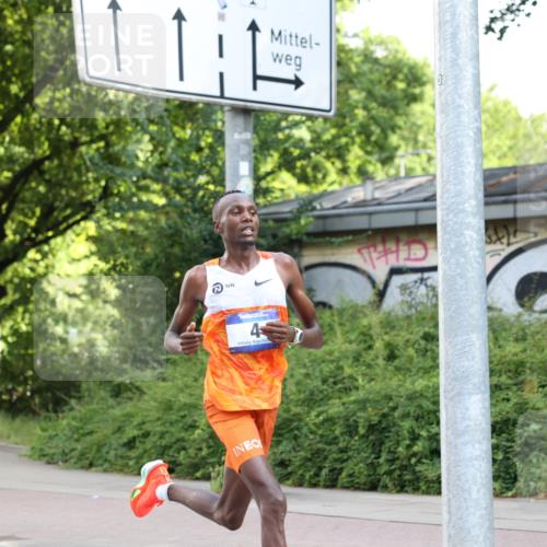 29.06.2025 - hella hamburg halbmarathon Yannick Fuchs http://msf.ph/oto/8152558 29.06.2025 09:58:29 20KM 4, 11, 25 meine-sportfotos.de