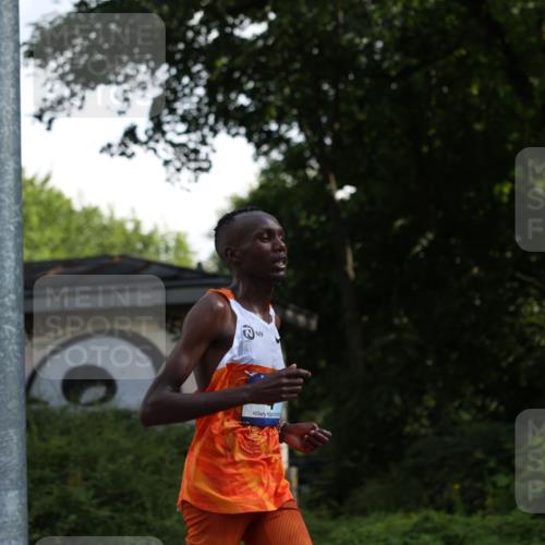 29.06.2025 - hella hamburg halbmarathon Yannick Fuchs http://msf.ph/oto/8152564 29.06.2025 09:58:30 20KM 4, 11, 25 meine-sportfotos.de