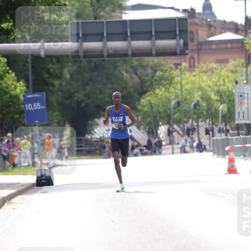 29.06.2025 - hella hamburg halbmarathon Jannik Wohlers http://msf.ph/oto/8152601 29.06.2025 09:32:00 Lombardsbrücke 17, 21 meine-sportfotos.de