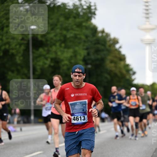 29.06.2025 - hella hamburg halbmarathon Dr. Thomas Lammeyer http://msf.ph/oto/8152616 29.06.2025 10:07:22 Kennedybrücke 1114, 1135, 1138, 1482, 1702, 2619, 2782, 2810, 3001, 3572, 3630, 4066, 4204, 4613, 4665, 5734, 6217, 7210, 7211, 7290, 7888, 8614, 9439, 9554, 10128, 10824 meine-sportfotos.de