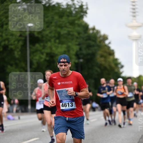 29.06.2025 - hella hamburg halbmarathon Dr. Thomas Lammeyer http://msf.ph/oto/8152637 29.06.2025 10:07:22 Kennedybrücke 1114, 1135, 1138, 1482, 1702, 2619, 2782, 2810, 3001, 3572, 3630, 4066, 4204, 4613, 4665, 5734, 6217, 7210, 7211, 7290, 7888, 8614, 9439, 9554, 10128, 10824 meine-sportfotos.de