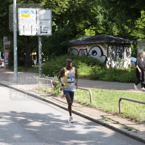 29.06.2025 - hella hamburg halbmarathon Yannick Fuchs http://msf.ph/oto/8152763 29.06.2025 09:59:20 20KM 7, 9, 16, 23 meine-sportfotos.de
