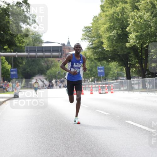 29.06.2025 - hella hamburg halbmarathon Jannik Wohlers http://msf.ph/oto/8152767 29.06.2025 09:32:04 Lombardsbrücke 14, 17, 21 meine-sportfotos.de