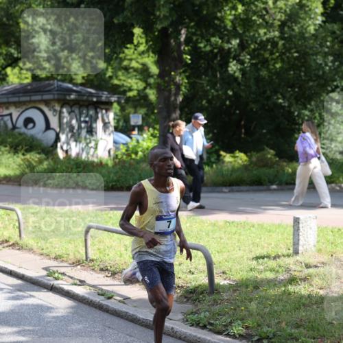 29.06.2025 - hella hamburg halbmarathon Yannick Fuchs http://msf.ph/oto/8152771 29.06.2025 09:59:20 20KM 7, 9, 16, 23 meine-sportfotos.de