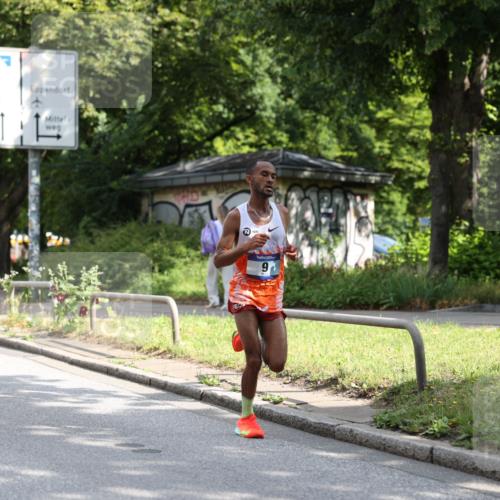 29.06.2025 - hella hamburg halbmarathon Yannick Fuchs http://msf.ph/oto/8152788 29.06.2025 09:59:27 20KM 9, 16, 23 meine-sportfotos.de