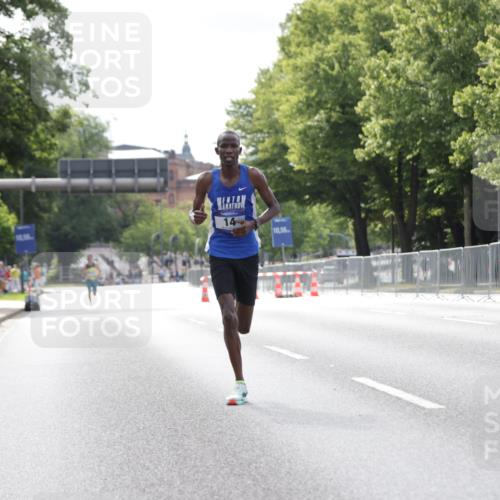 29.06.2025 - hella hamburg halbmarathon Jannik Wohlers http://msf.ph/oto/8152801 29.06.2025 09:32:04 Lombardsbrücke 14, 17, 21 meine-sportfotos.de