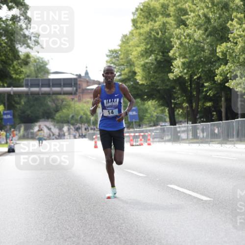 29.06.2025 - hella hamburg halbmarathon Jannik Wohlers http://msf.ph/oto/8152806 29.06.2025 09:32:04 Lombardsbrücke 14, 17, 21 meine-sportfotos.de