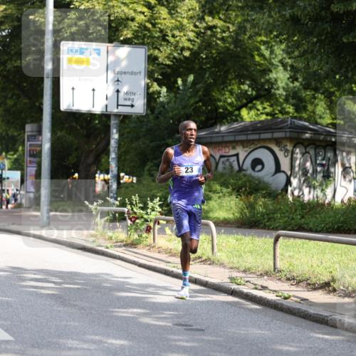 29.06.2025 - hella hamburg halbmarathon Yannick Fuchs http://msf.ph/oto/8152822 29.06.2025 09:59:29 20KM 16, 23 meine-sportfotos.de