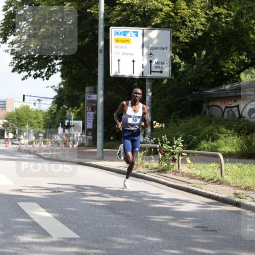 29.06.2025 - hella hamburg halbmarathon Yannick Fuchs http://msf.ph/oto/8152848 29.06.2025 09:59:34 20KM 16 meine-sportfotos.de