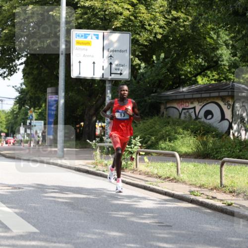 29.06.2025 - hella hamburg halbmarathon Yannick Fuchs http://msf.ph/oto/8152905 29.06.2025 10:00:05 20KM 6, 13, 15 meine-sportfotos.de