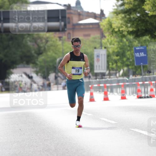 29.06.2025 - hella hamburg halbmarathon Jannik Wohlers http://msf.ph/oto/8152915 29.06.2025 09:32:11 Lombardsbrücke 14, 17, 19, 21 meine-sportfotos.de