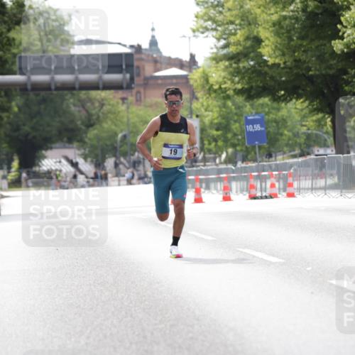 29.06.2025 - hella hamburg halbmarathon Jannik Wohlers http://msf.ph/oto/8152961 29.06.2025 09:32:12 Lombardsbrücke 14, 17, 19, 21 meine-sportfotos.de