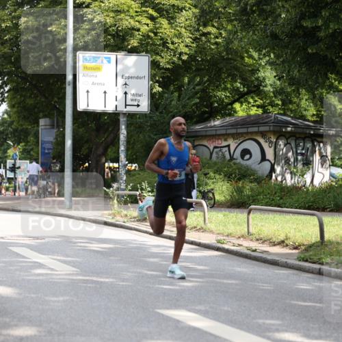 29.06.2025 - hella hamburg halbmarathon Yannick Fuchs http://msf.ph/oto/8152989 29.06.2025 10:00:31 20KM 8, 15, 20, 58, 59 meine-sportfotos.de