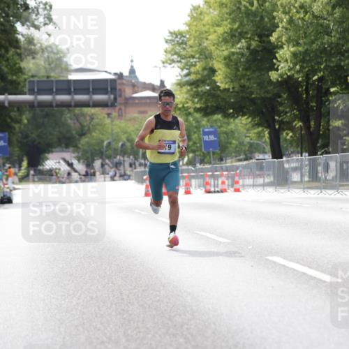 29.06.2025 - hella hamburg halbmarathon Jannik Wohlers http://msf.ph/oto/8153009 29.06.2025 09:32:12 Lombardsbrücke 14, 17, 19, 21 meine-sportfotos.de