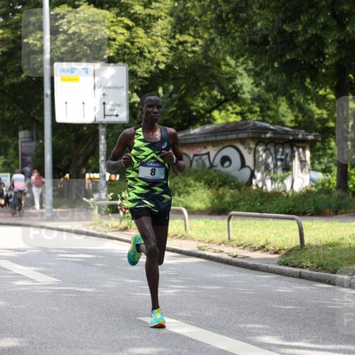 29.06.2025 - hella hamburg halbmarathon Yannick Fuchs http://msf.ph/oto/8153043 29.06.2025 10:00:43 20KM 8, 20, 58, 59 meine-sportfotos.de