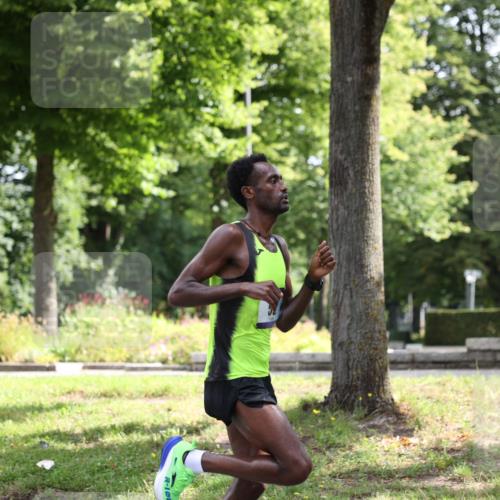 29.06.2025 - hella hamburg halbmarathon Yannick Fuchs http://msf.ph/oto/8153085 29.06.2025 10:00:45 20KM 20, 58, 59 meine-sportfotos.de