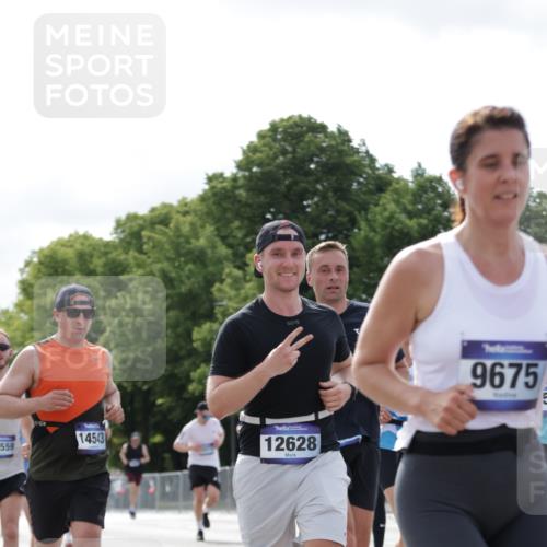 29.06.2025 - hella hamburg halbmarathon Jannik Wohlers http://msf.ph/oto/8153089 29.06.2025 10:15:35 Lombardsbrücke 1156, 1308, 1651, 2071, 2076, 2165, 2436, 3167, 4828, 5046, 5423, 7897, 7941, 7942, 8169, 8274, 8554, 8746, 8885, 9675, 9784, 9802, 10107, 10608, 11113, 11303, 11478, 11774, 11783, 11818, 12427, 12469, 12628, 14543, 14559, 15571, 15889, 16020, 16348, 16606, 17692, 18641, 19030 meine-sportfotos.de