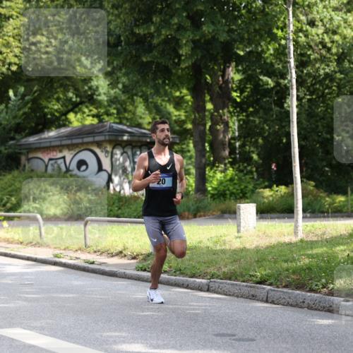 29.06.2025 - hella hamburg halbmarathon Yannick Fuchs http://msf.ph/oto/8153100 29.06.2025 10:00:47 20KM 20, 58 meine-sportfotos.de