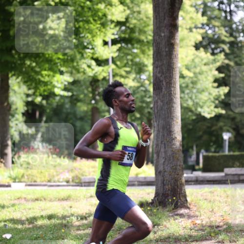 29.06.2025 - hella hamburg halbmarathon Yannick Fuchs http://msf.ph/oto/8153151 29.06.2025 10:00:58 20KM  meine-sportfotos.de