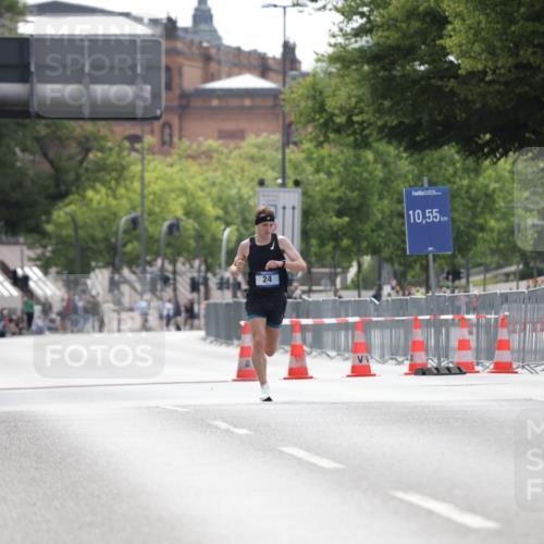 29.06.2025 - hella hamburg halbmarathon Jannik Wohlers http://msf.ph/oto/8153173 29.06.2025 09:32:52 Lombardsbrücke  meine-sportfotos.de