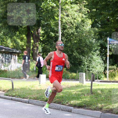 29.06.2025 - hella hamburg halbmarathon Yannick Fuchs http://msf.ph/oto/8153175 29.06.2025 10:01:31 20KM 17, 19, 21 meine-sportfotos.de