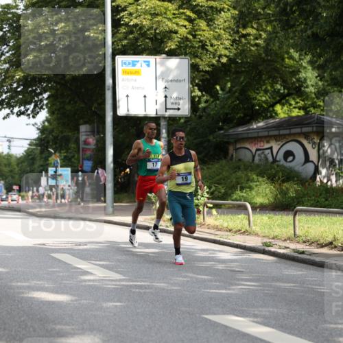 29.06.2025 - hella hamburg halbmarathon Yannick Fuchs http://msf.ph/oto/8153207 29.06.2025 10:01:51 20KM 17, 19 meine-sportfotos.de
