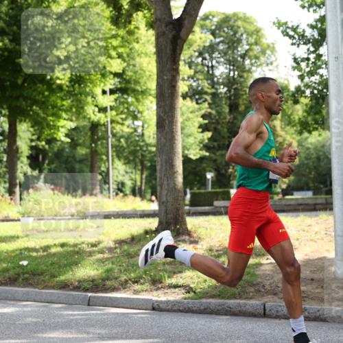 29.06.2025 - hella hamburg halbmarathon Yannick Fuchs http://msf.ph/oto/8153254 29.06.2025 10:01:53 20KM  meine-sportfotos.de