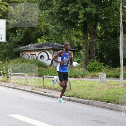 29.06.2025 - hella hamburg halbmarathon Yannick Fuchs http://msf.ph/oto/8153271 29.06.2025 10:02:23 20KM 14, 24 meine-sportfotos.de