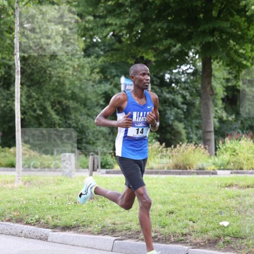 29.06.2025 - hella hamburg halbmarathon Yannick Fuchs http://msf.ph/oto/8153282 29.06.2025 10:02:24 20KM 14, 24 meine-sportfotos.de