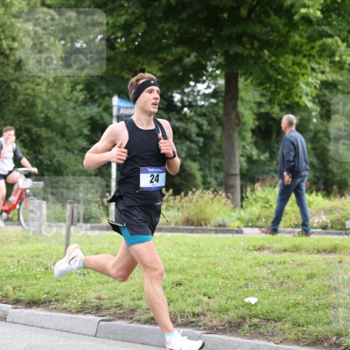 29.06.2025 - hella hamburg halbmarathon Yannick Fuchs http://msf.ph/oto/8153322 29.06.2025 10:02:28 20KM 24 meine-sportfotos.de
