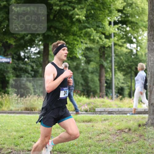 29.06.2025 - hella hamburg halbmarathon Yannick Fuchs http://msf.ph/oto/8153327 29.06.2025 10:02:28 20KM 24 meine-sportfotos.de