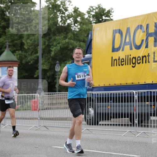 29.06.2025 - hella hamburg halbmarathon Jannik Wohlers http://msf.ph/oto/8153332 29.06.2025 10:53:00 Lombardsbrücke 1340, 1709, 1900, 1906, 1984, 2065, 2409, 3226, 4195, 4595, 5428, 5562, 5815, 6041, 6044, 7068, 7483, 7611, 7876, 8189, 8212, 8414, 8515, 8906, 9456, 9685, 9764, 9785, 10043, 10175, 10490, 11489, 11914, 12068, 12082, 12193, 12219, 12280, 12700, 13011, 13072, 13326, 13351, 14038, 14065, 14419, 14761, 15498, 16979, 17012, 17236, 17577, 17600, 18057, 18079, 18144, 18311, 18523, 18532, 18593 meine-sportfotos.de