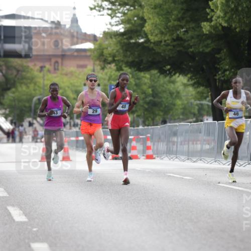 29.06.2025 - hella hamburg halbmarathon Jannik Wohlers http://msf.ph/oto/8153333 29.06.2025 09:34:36 Lombardsbrücke  meine-sportfotos.de